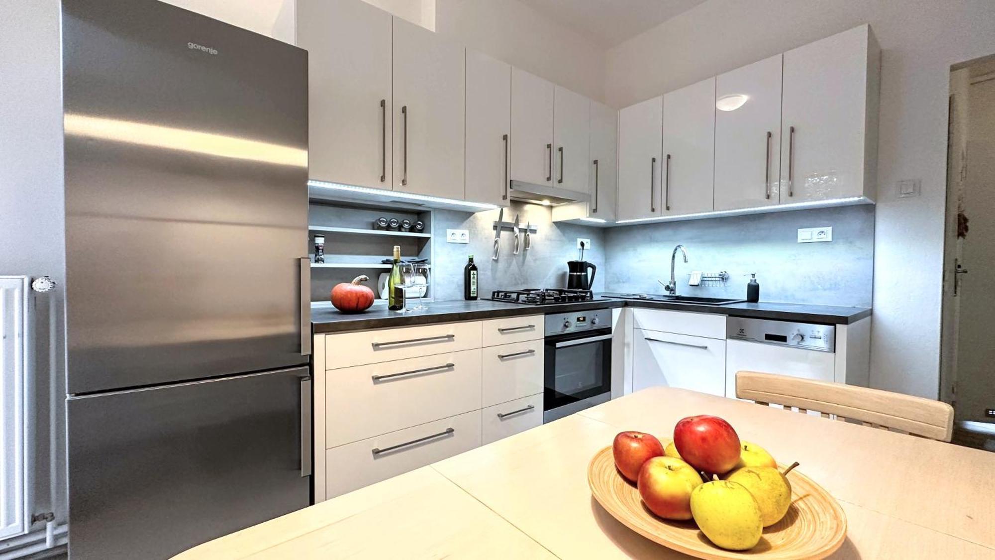 Apartman S Balkonem U Parku & 15 Minut Do Centra Brno Exteriér fotografie